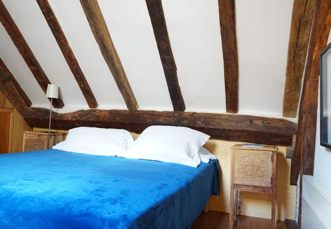 Appartement à Paris - Rue du Bourg Tibourg - Paris 4 - 204009 Appartement à Paris - Rue du Bourg Tibourg - Paris 4 - 204009