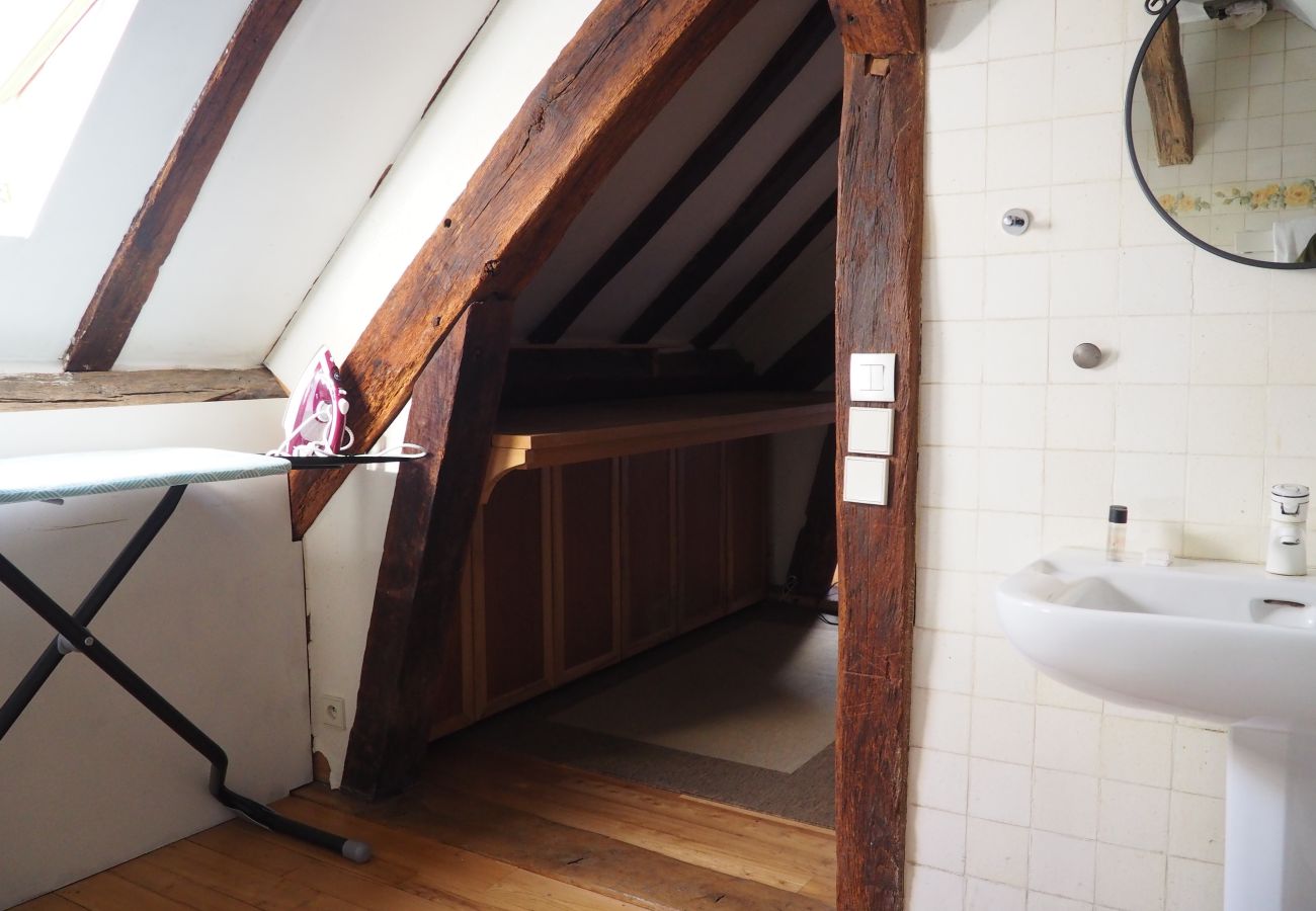 Appartement à Paris - Rue du Bourg Tibourg - Paris 4 - 204009