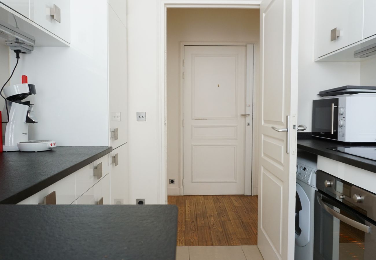 Appartement à Paris - Rue Vignon - Paris 8 - 208047