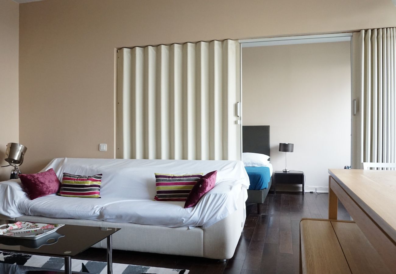 Appartement à Paris - Rue de Berri - Paris 8 - 208060