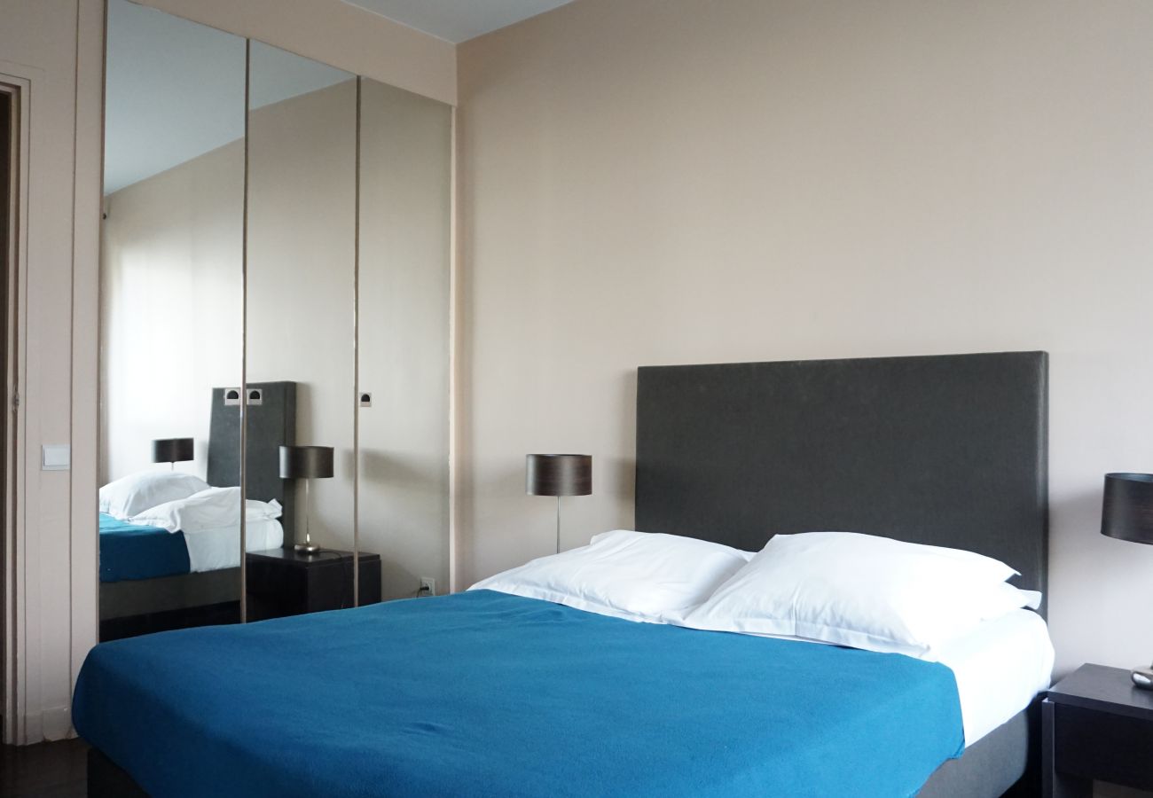 Appartement à Paris - Rue de Berri - Paris 8 - 208060