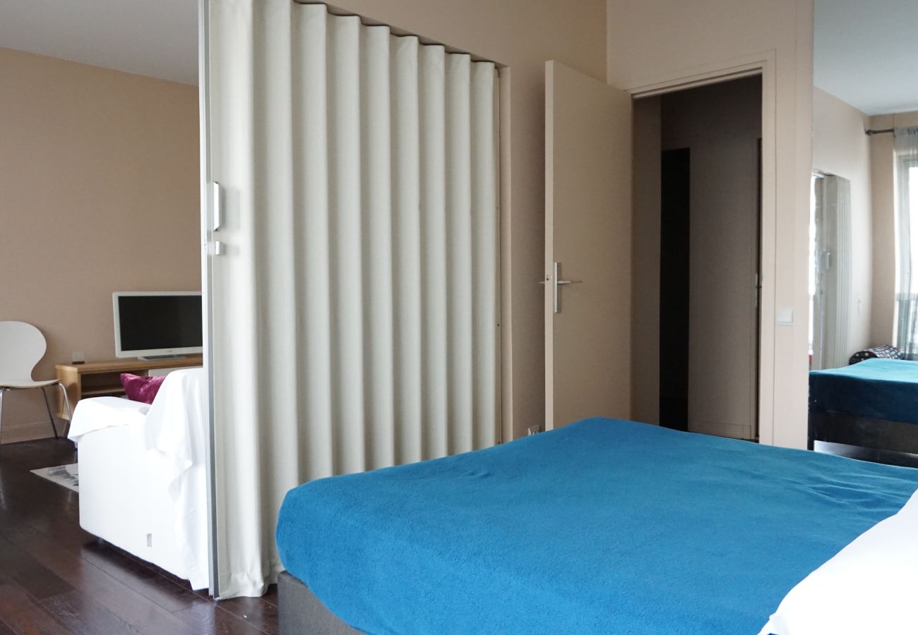 Appartement à Paris - Rue de Berri - Paris 8 - 208060