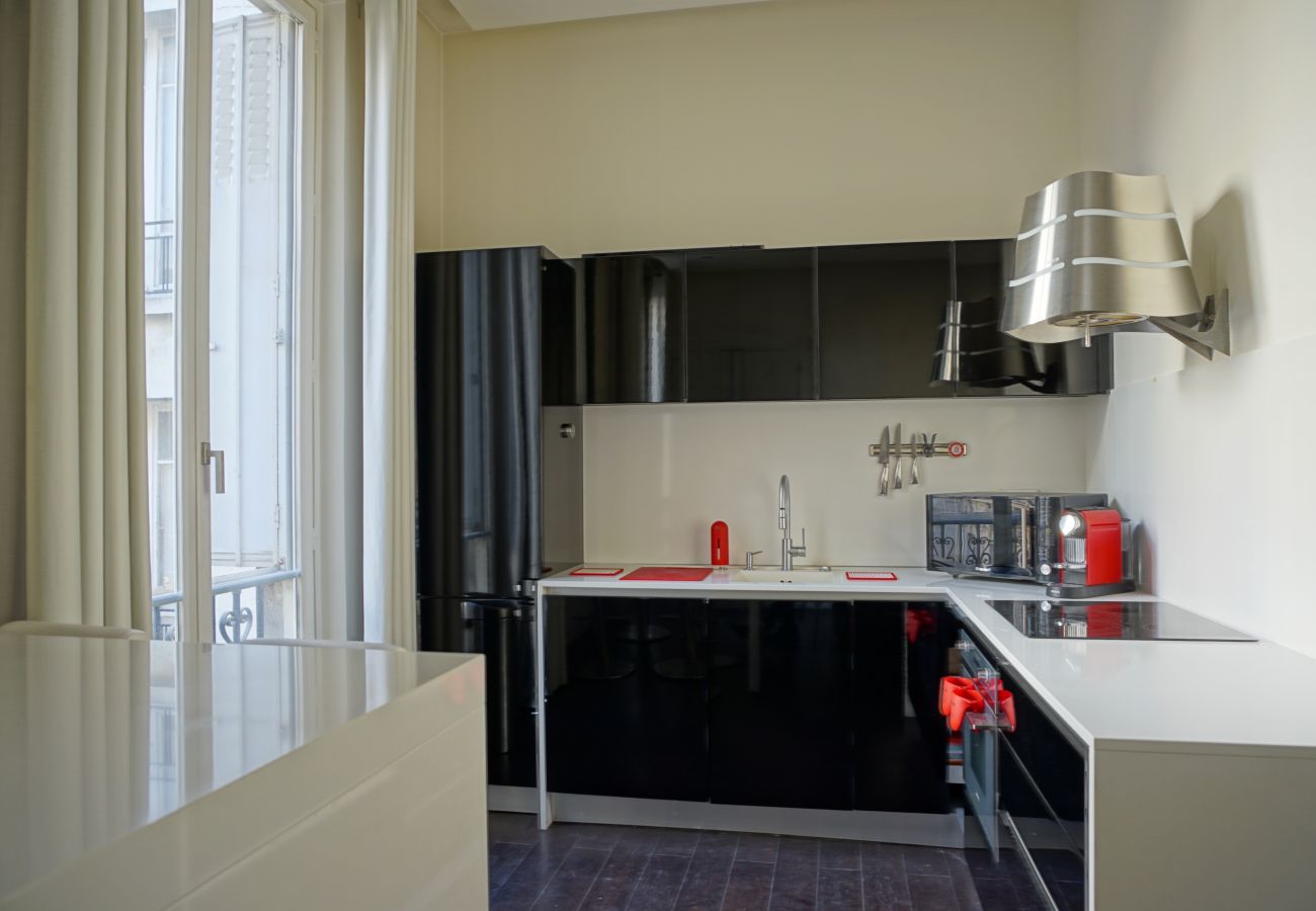 Appartement à Paris - Rue Lincoln - Paris 8 - 208079