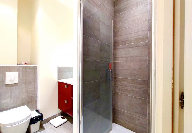 Appartement à Paris - Bd de Grenelle - Paris 15 - 215028 Appartement à Paris - Bd de Grenelle - Paris 15 - 215028