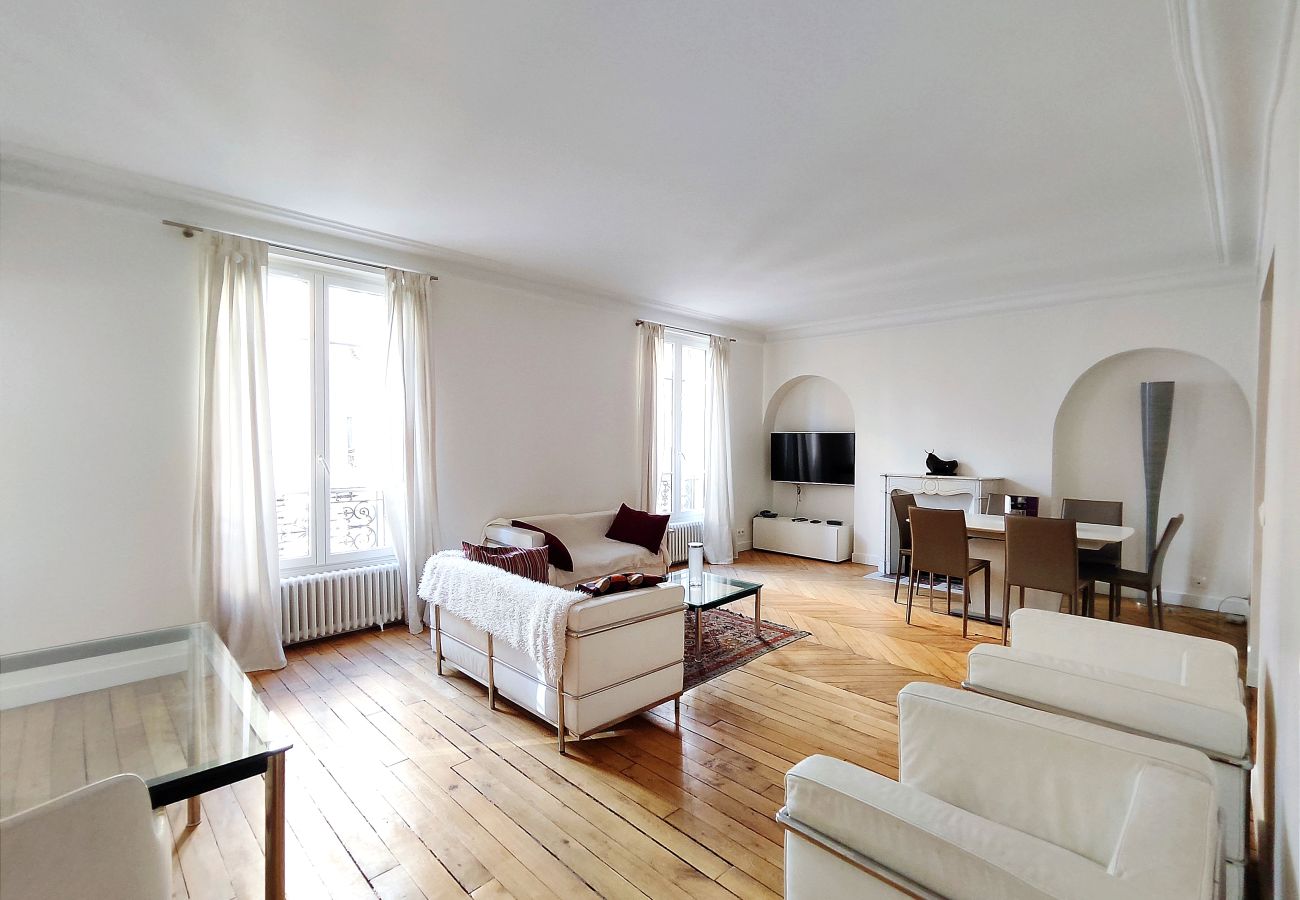 Appartement à Paris - rue du Débarcadère - PARIS 17 - 317011