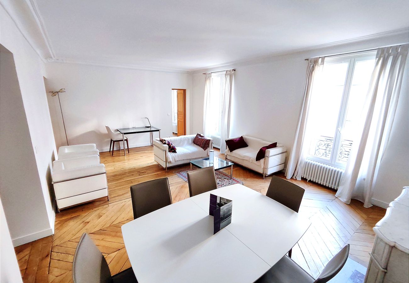 Appartement à Paris - rue du Débarcadère - PARIS 17 - 317011