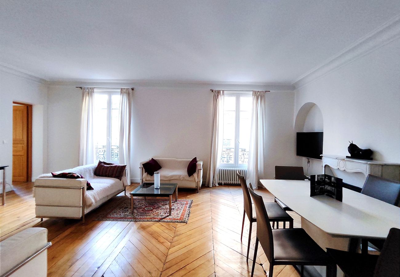 Appartement à Paris - rue du Débarcadère - PARIS 17 - 317011