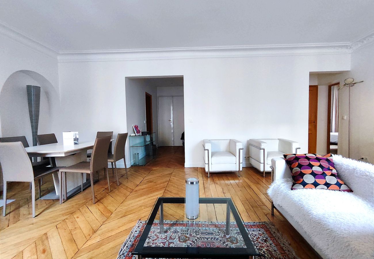 Appartement à Paris - rue du Débarcadère - PARIS 17 - 317011