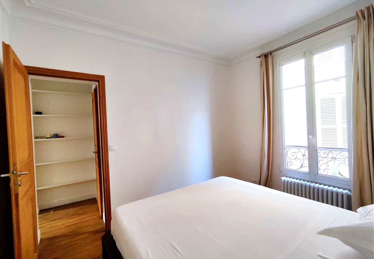 Appartement à Paris - rue du Débarcadère - PARIS 17 - 317011