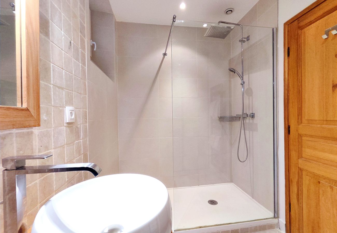 Appartement à Paris - rue du Débarcadère - PARIS 17 - 317011