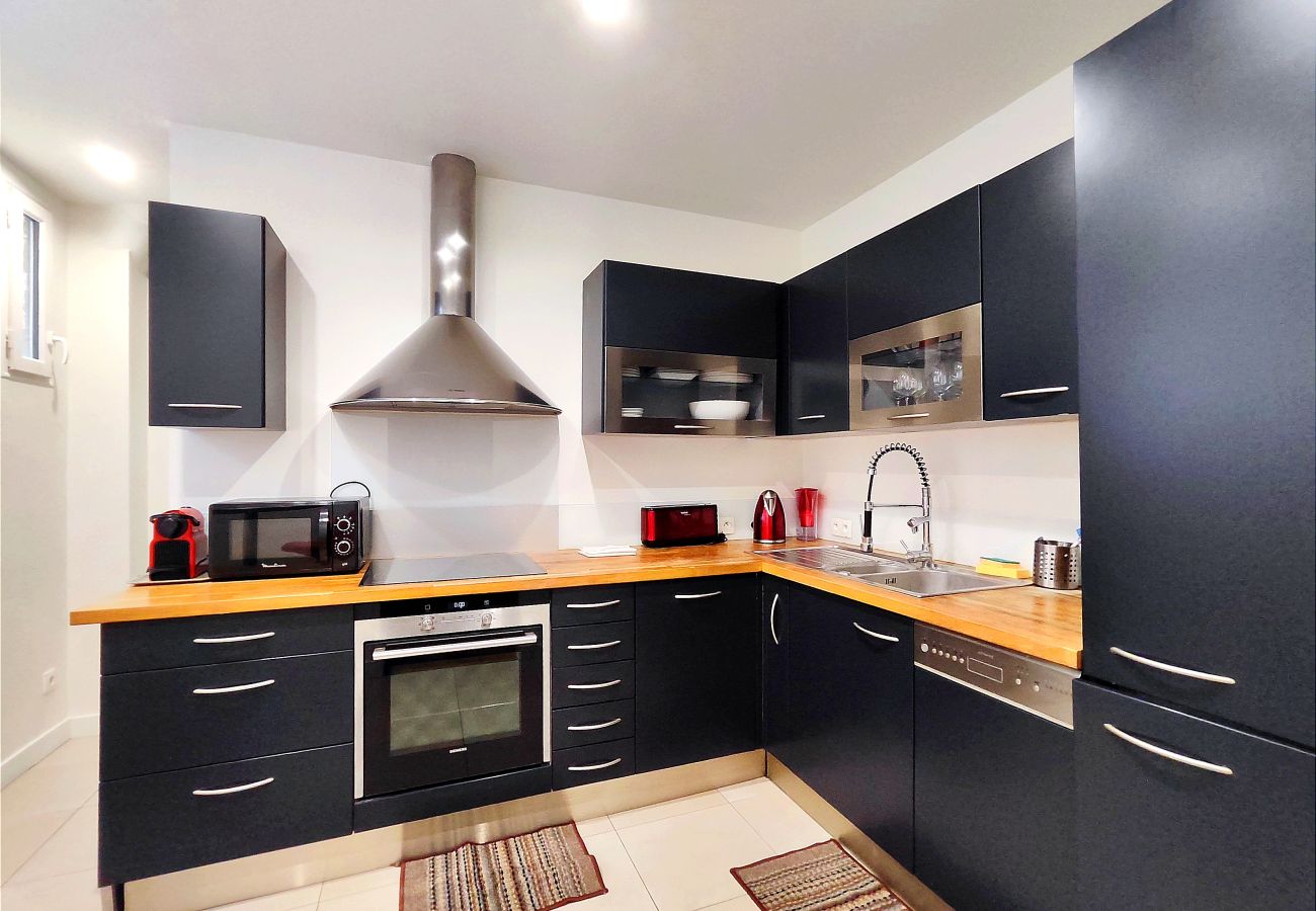 Appartement à Paris - rue du Débarcadère - PARIS 17 - 317011