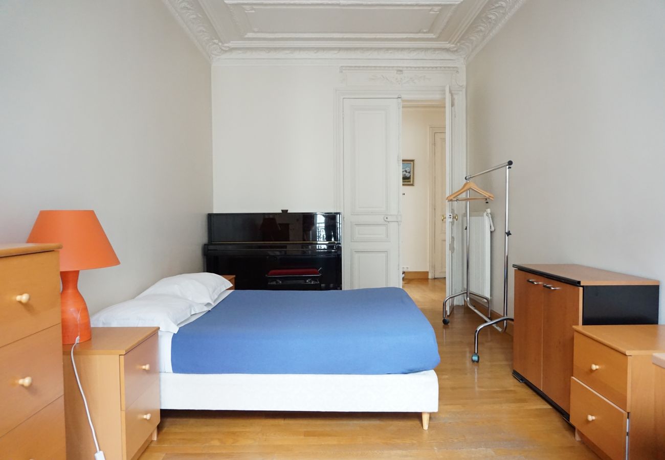 Appartement à Paris - Avenue d'Iéna - Paris 16 - 516009