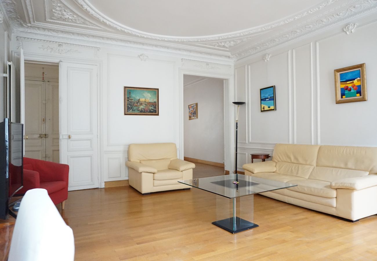 Appartement à Paris - Avenue d'Iéna - Paris 16 - 516009