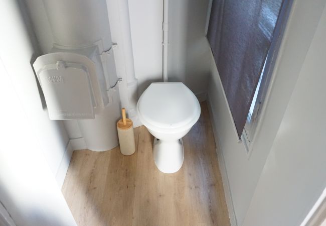 Studio à Paris - Rue Paul Valéry - Paris 16 - 116050 Studio à Paris - Rue Paul Valéry - Paris 16 - 116050