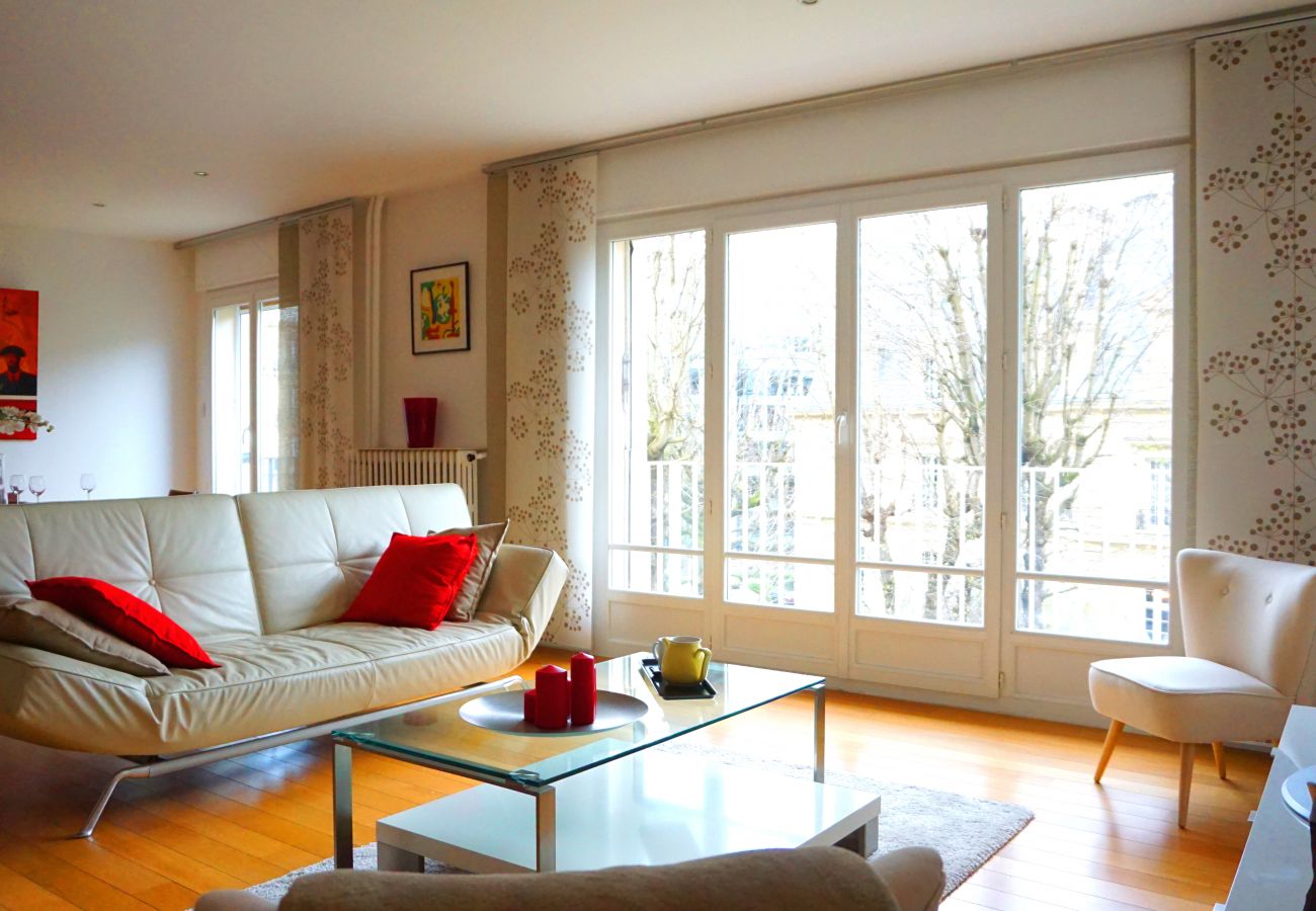 Appartement à Paris - Avenue  Bugeaud - Paris 16 - 516013