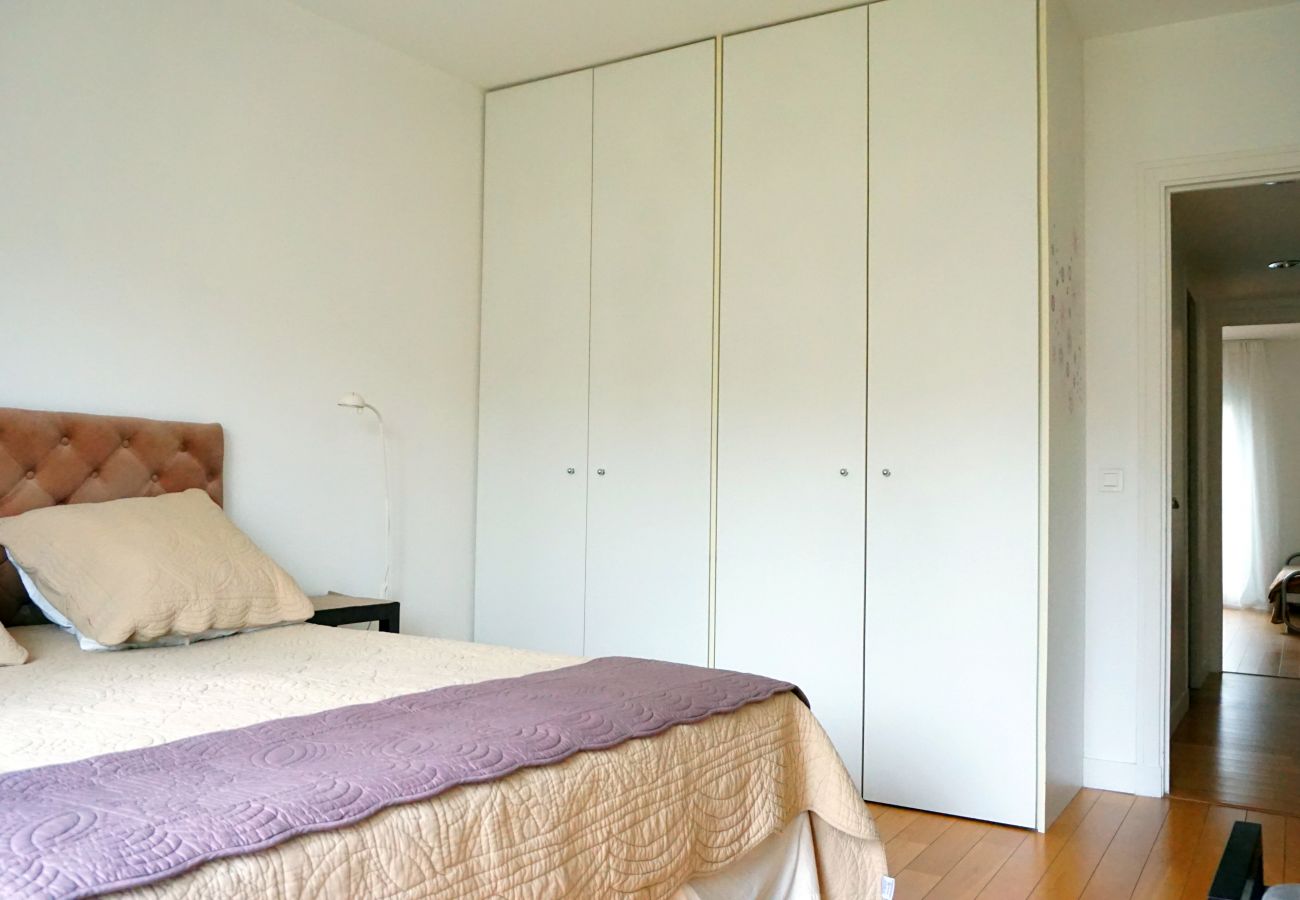 Appartement à Paris - Avenue  Bugeaud - Paris 16 - 516013