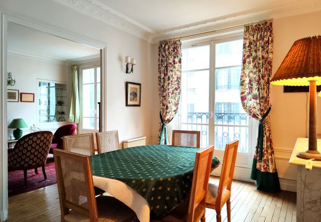 Appartement à Paris - Square Desaix - Paris 15 - 315015 Appartement à Paris - Square Desaix - Paris 15 - 315015