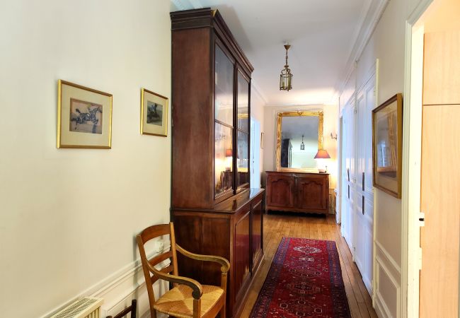 Appartement à Paris - Square Desaix - Paris 15 - 315015 Appartement à Paris - Square Desaix - Paris 15 - 315015