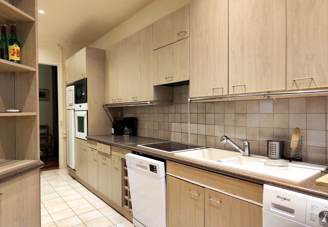 Appartement à Paris - Square Desaix - Paris 15 - 315015 Appartement à Paris - Square Desaix - Paris 15 - 315015