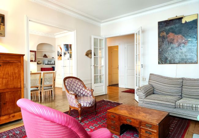 Appartement à Paris - Square Desaix - Paris 15 - 315015 Appartement à Paris - Square Desaix - Paris 15 - 315015