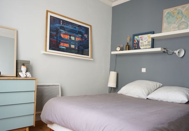 Appartement à Paris - Rue du Fbg Saint Honoré - Paris 8 - 208064 Appartement à Paris - Rue du Fbg Saint Honoré - Paris 8 - 208064