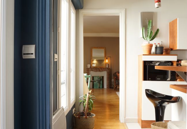 Appartement à Paris - Rue du Fbg Saint Honoré - Paris 8 - 208064 Appartement à Paris - Rue du Fbg Saint Honoré - Paris 8 - 208064