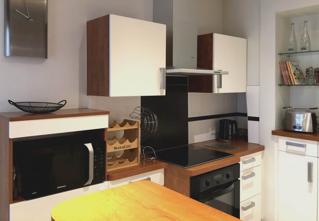 Appartement à Paris - Rue du Fbg Saint Honoré - Paris 8 - 208064 Appartement à Paris - Rue du Fbg Saint Honoré - Paris 8 - 208064