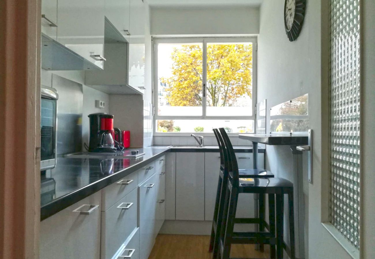Studio à Paris - Rue Saint Charles - Paris 15 - 115005