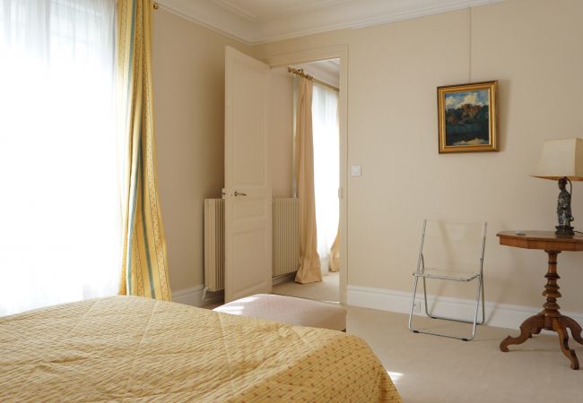 Appartement à Paris - Rue Yvon Villarceau - Paris 16 - 316010 Appartement à Paris - Rue Yvon Villarceau - Paris 16 - 316010
