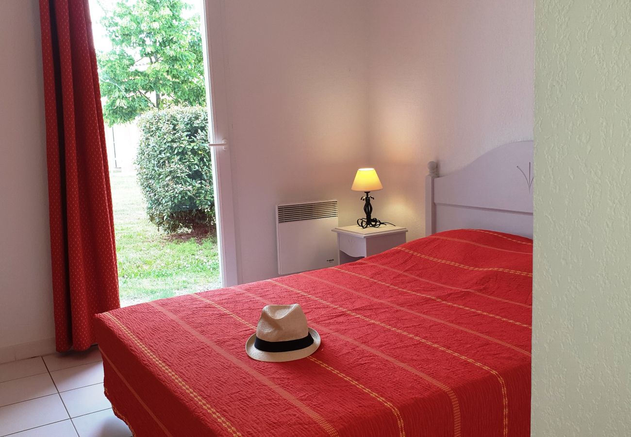 Maison mitoyenne à Saint-Saturnin-lès-Avignon - RDL4P8133 - Bastide 6/8 personnes