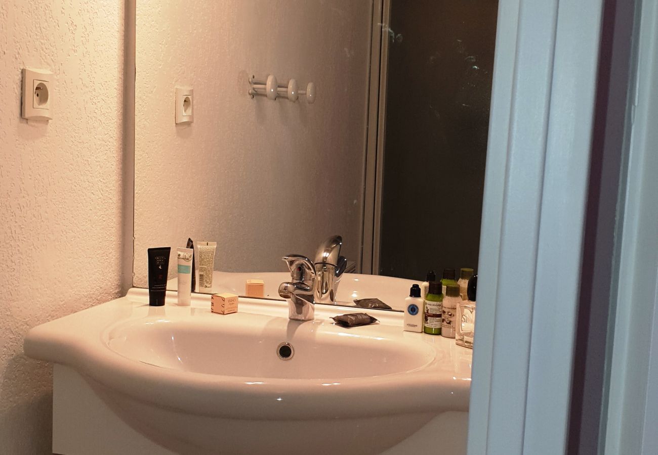 Maison mitoyenne à Saint-Saturnin-lès-Avignon - RDL4P8133 - Bastide 6/8 personnes