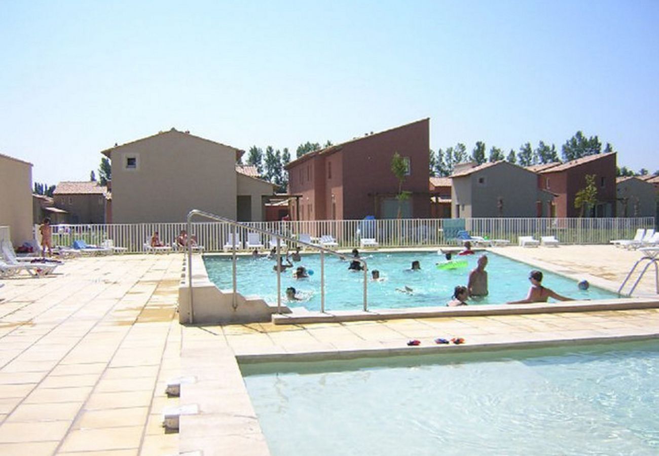 Maison mitoyenne à Saint-Saturnin-lès-Avignon - RDL4P8133 - Bastide 6/8 personnes