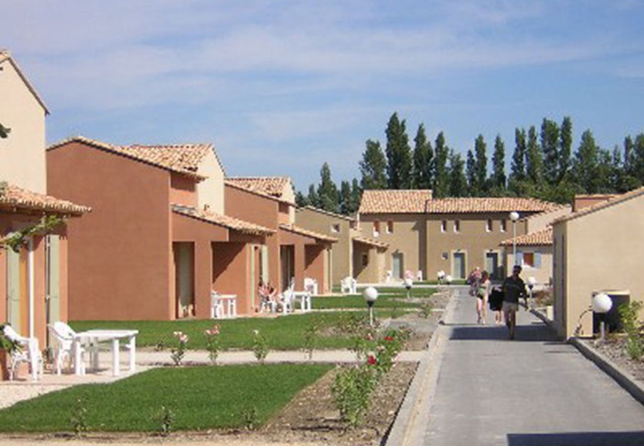 Villa à Saint-Saturnin-lès-Avignon - RDL4P8V05 - Villa 8 personnes