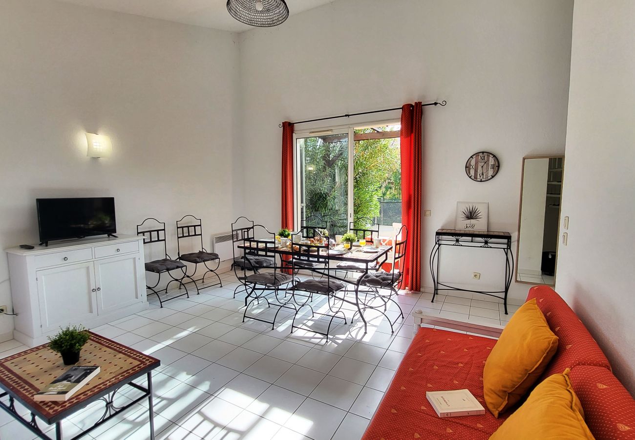 Villa à Saint-Saturnin-lès-Avignon - RDL4P8V05 - Villa 8 personnes