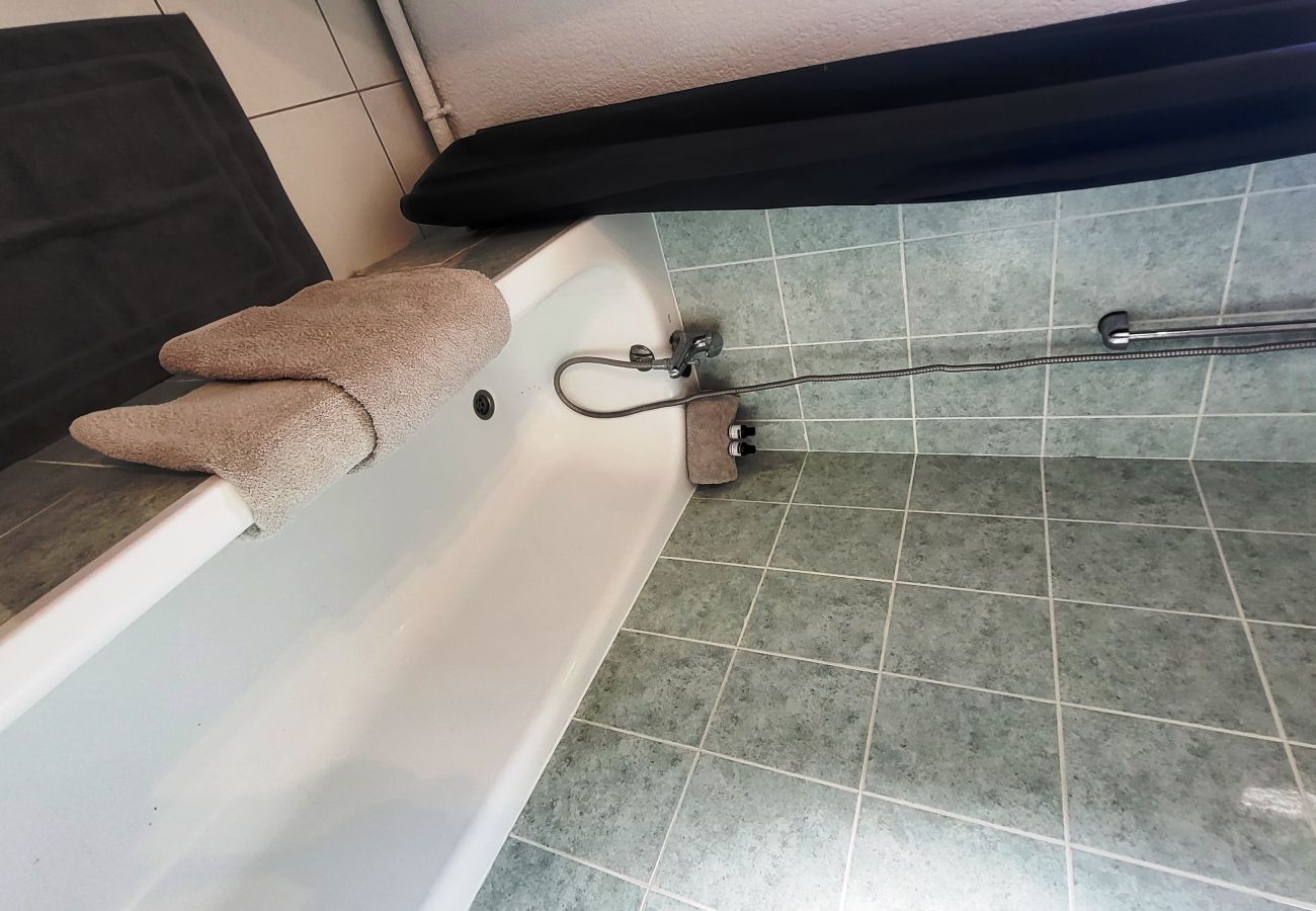 Villa à Saint-Saturnin-lès-Avignon - RDL4P8V05 - Villa 8 personnes