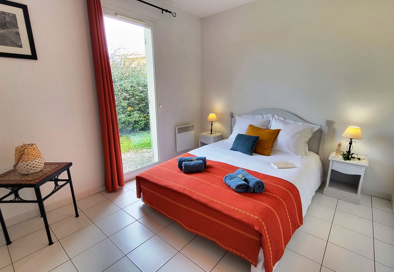 Villa à Saint-Saturnin-lès-Avignon - RDL4P8V05 - Villa 8 personnes