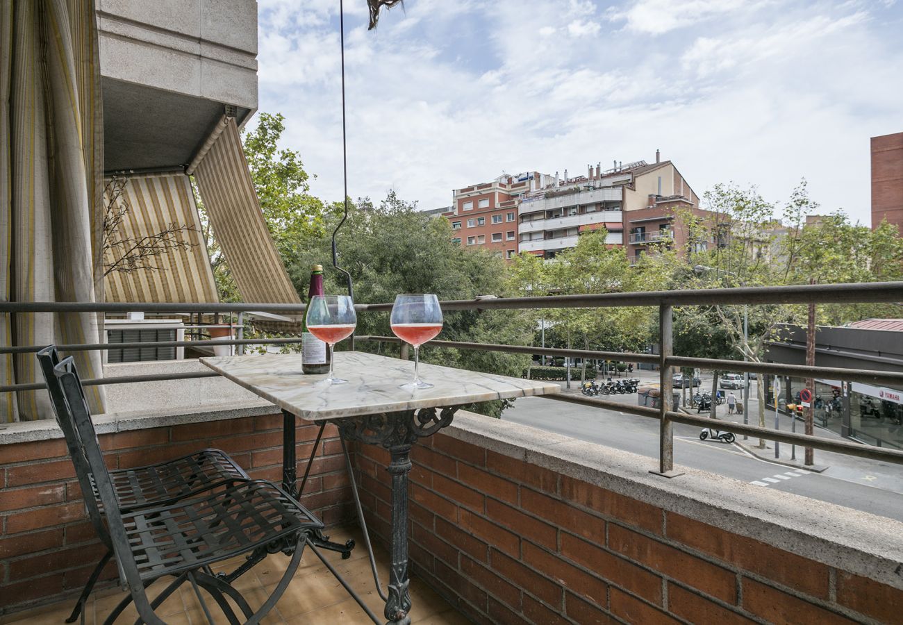 balcon d'appartement familial près de la Sagrada Familia