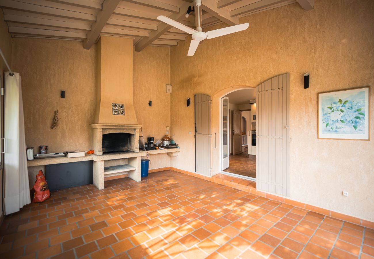 Villa à Rognes - VILLA TESSA 14 personnes - ROGNES PROCHE AIX EN PR