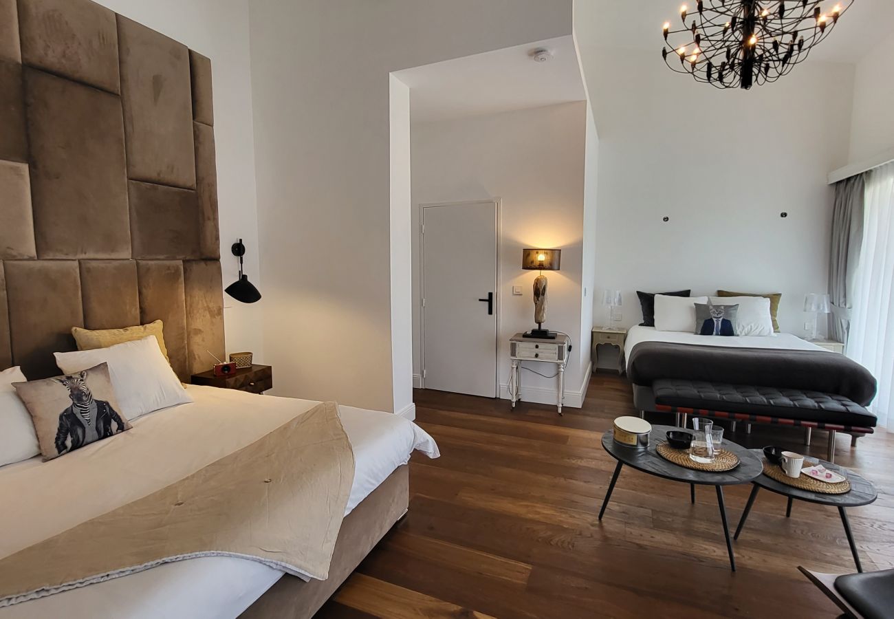 Villa à Rognes - VILLA TESSA 14 personnes - ROGNES PROCHE AIX EN PR
