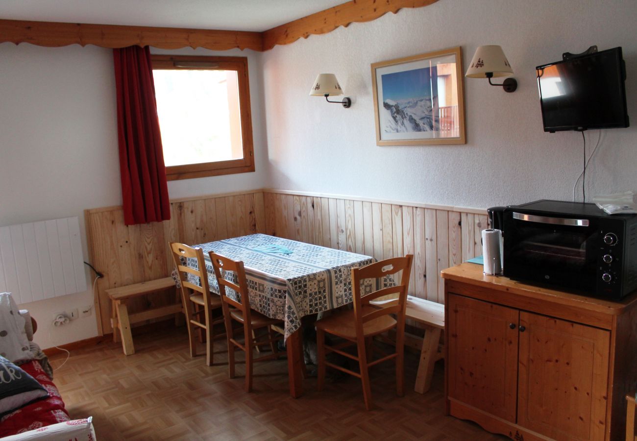 Appartement à Puy-Saint-Vincent - GEN3P6A36- Appartement 3 pieces 6