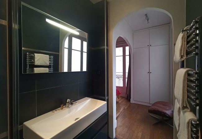 Appartement à Paris - Rue Jean Bart - Paris 6 - 206018 Appartement à Paris - Rue Jean Bart - Paris 6 - 206018