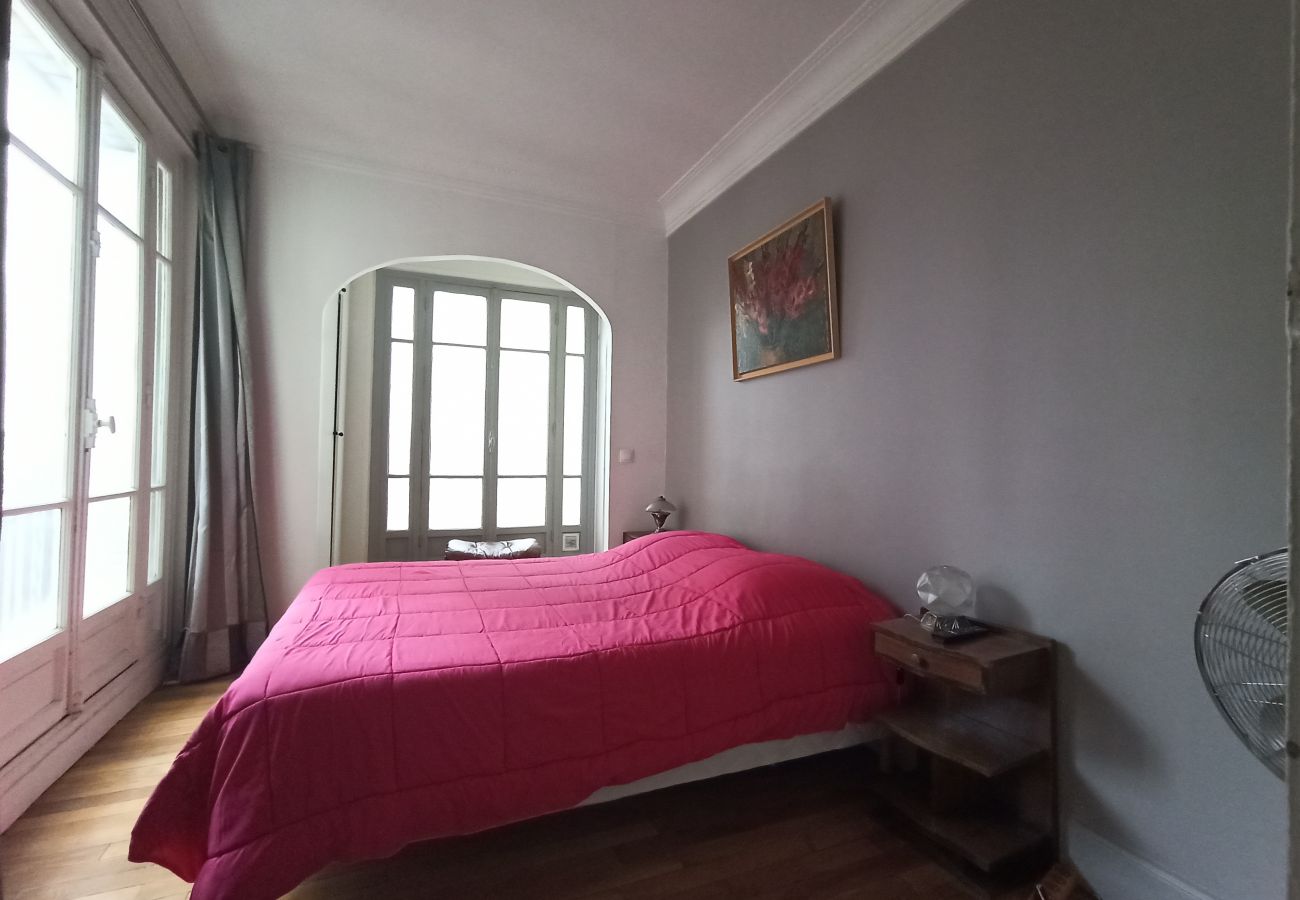 Appartement à Paris - Rue Jean Bart - Paris 6 - 206018