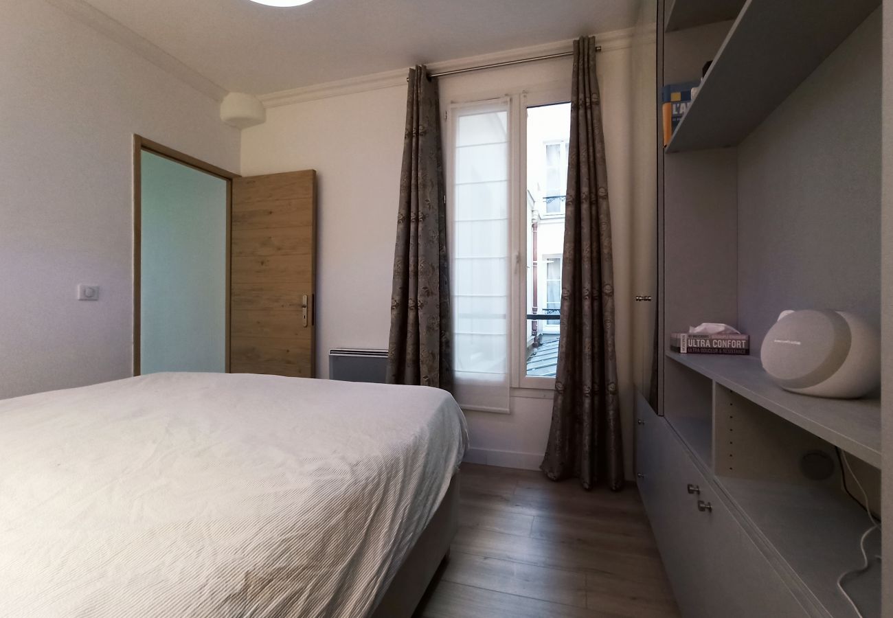Appartement à Paris - Rue du Faubourg St Honoré #1 - Paris 8 - 217032