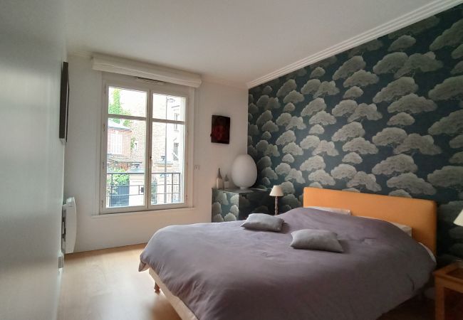 Appartement à Paris - Rue de l'Université - Paris 7 - 207034 Appartement à Paris - Rue de l'Université - Paris 7 - 207034