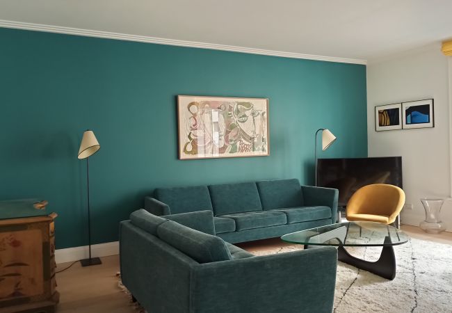 Appartement à Paris - Rue de l'Université - Paris 7 - 207034 Appartement à Paris - Rue de l'Université - Paris 7 - 207034