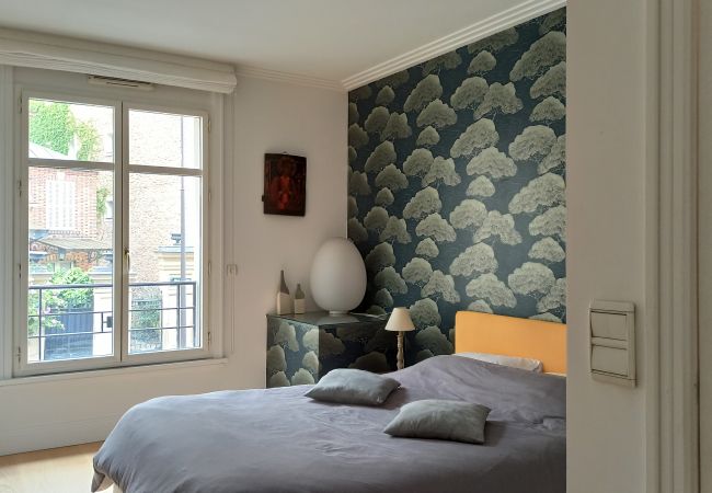 Appartement à Paris - Rue de l'Université - Paris 7 - 207034 Appartement à Paris - Rue de l'Université - Paris 7 - 207034
