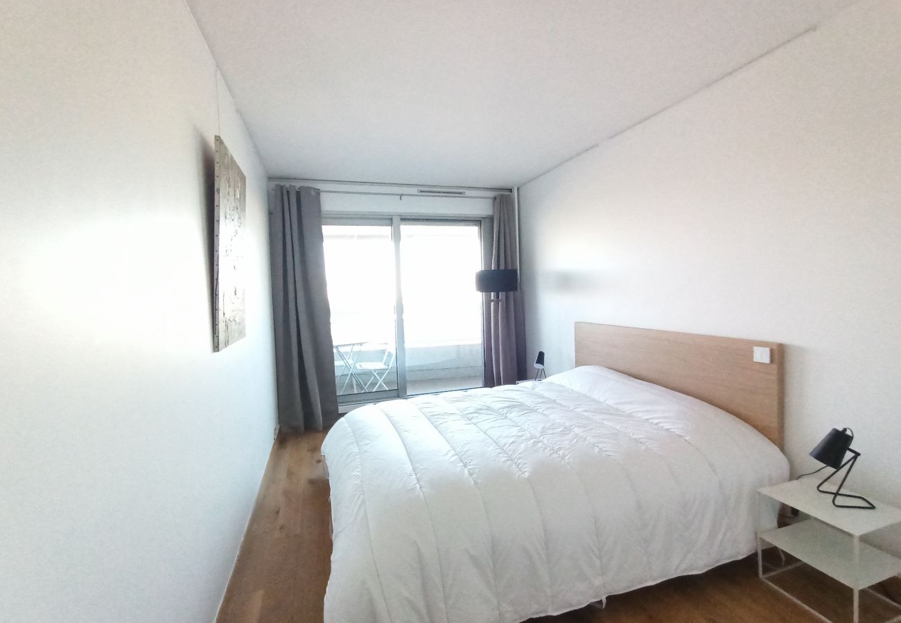 Appartement à Paris - Quai André Citroën - Paris 15 - 415064