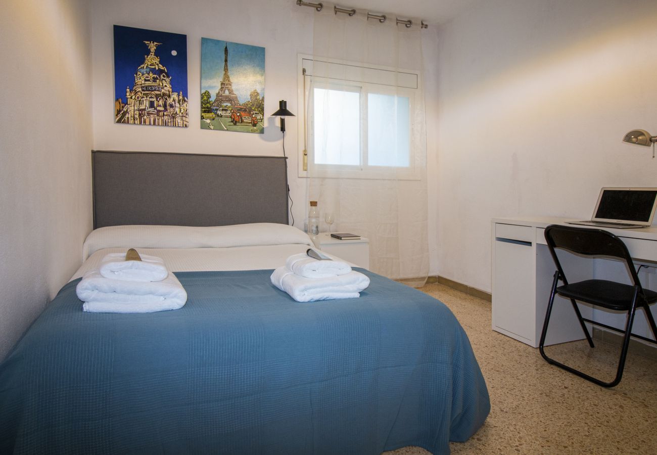 Appartement à Hospitalet de Llobregat - Apartment ENXEBRE