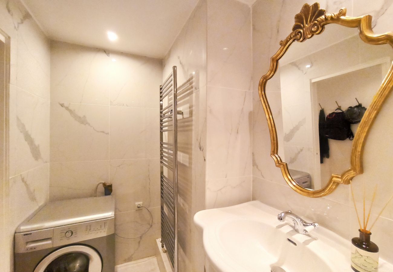 Appartement à Paris - Rue Montorgueil - Paris 1 - 201018