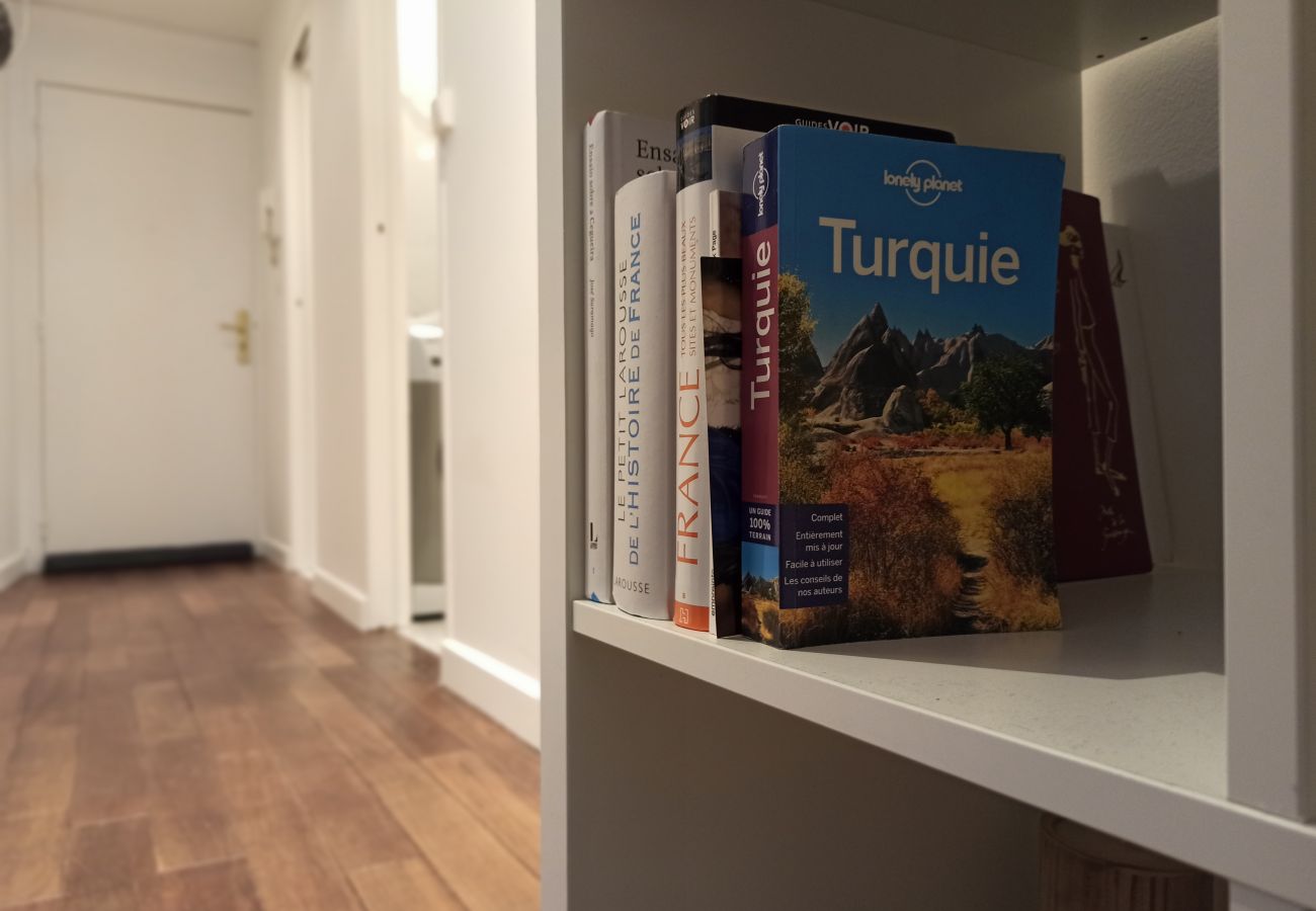 Appartement à Paris - Rue Montorgueil - Paris 1 - 201018